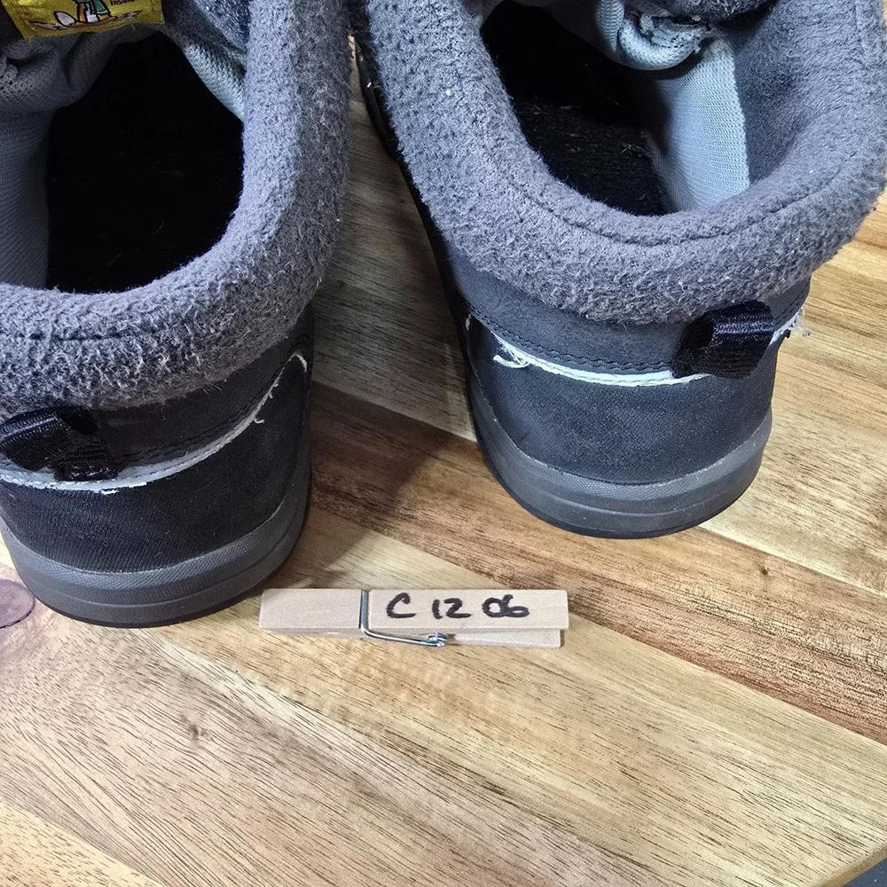 Keen Kootenay III Waterproof Snow Boots BIg Kids Youth Size US 4.5 Gray Outdoors